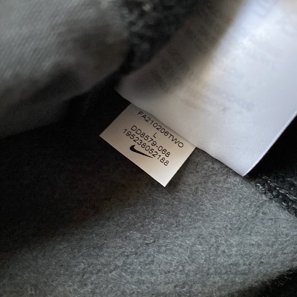 Nike Crewneck - Picture 5 of 8